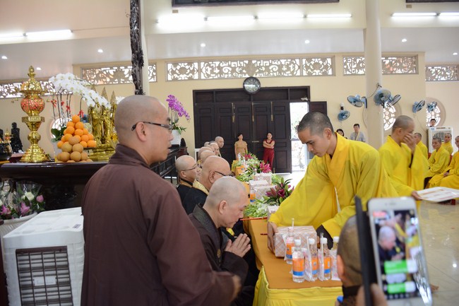 Japanese Pure Land Delegation visited Hoang Phap